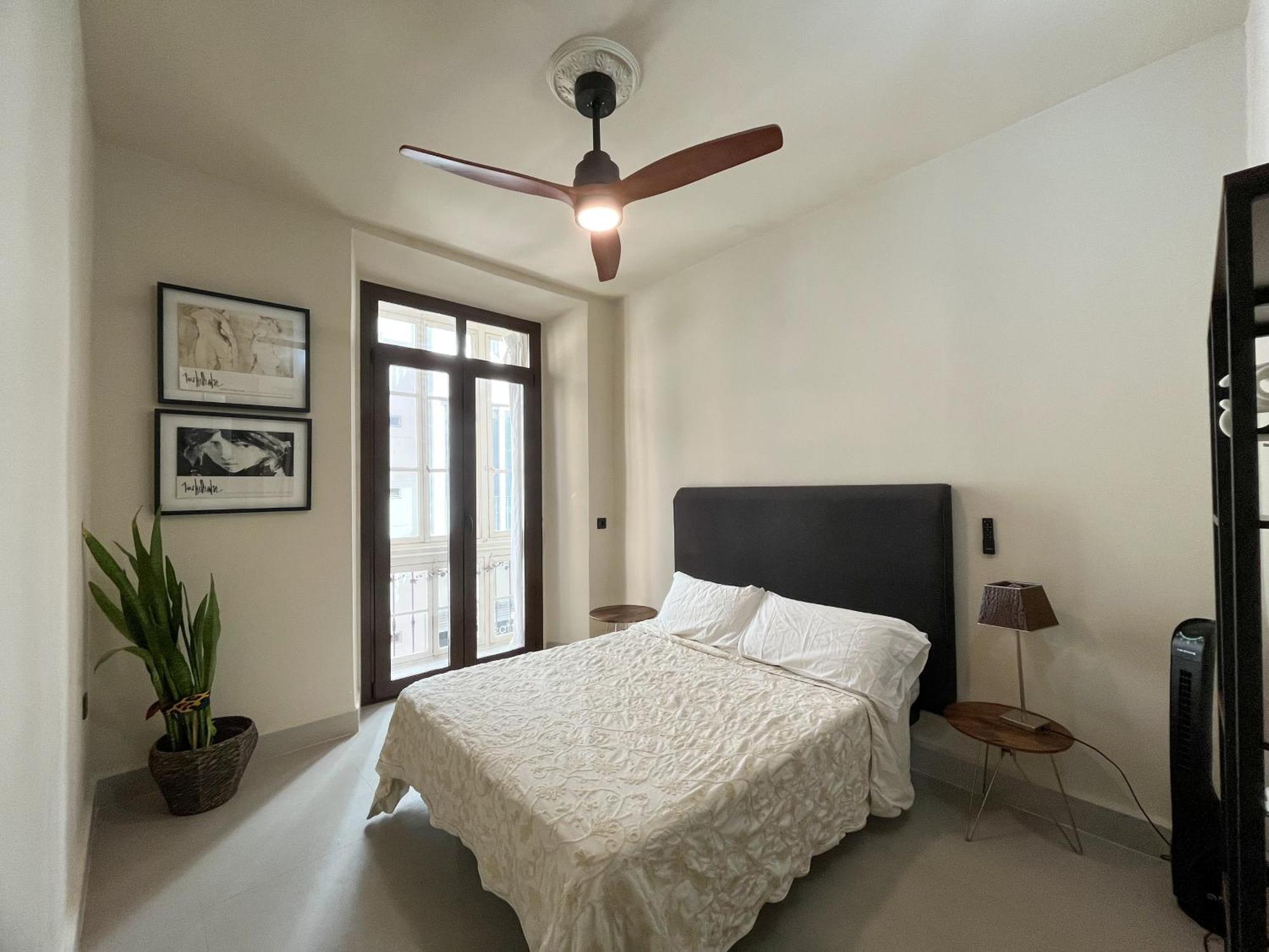 Apartamento Malaga Centro Triton ภายนอก รูปภาพ